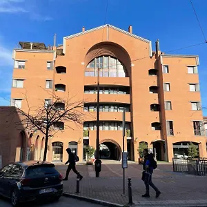 https://casa-pietro.it-lombardy.com